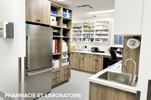 Pharmacie-et-laboratoire